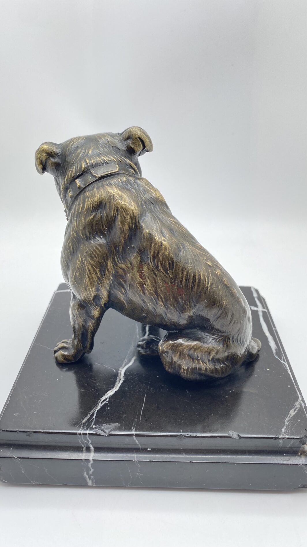 SCULTURA IN BRONZO BULLDOG XIX SECOLO – MANIFATTURA CELSA, BASE IN MARMO NERO - immagine 9