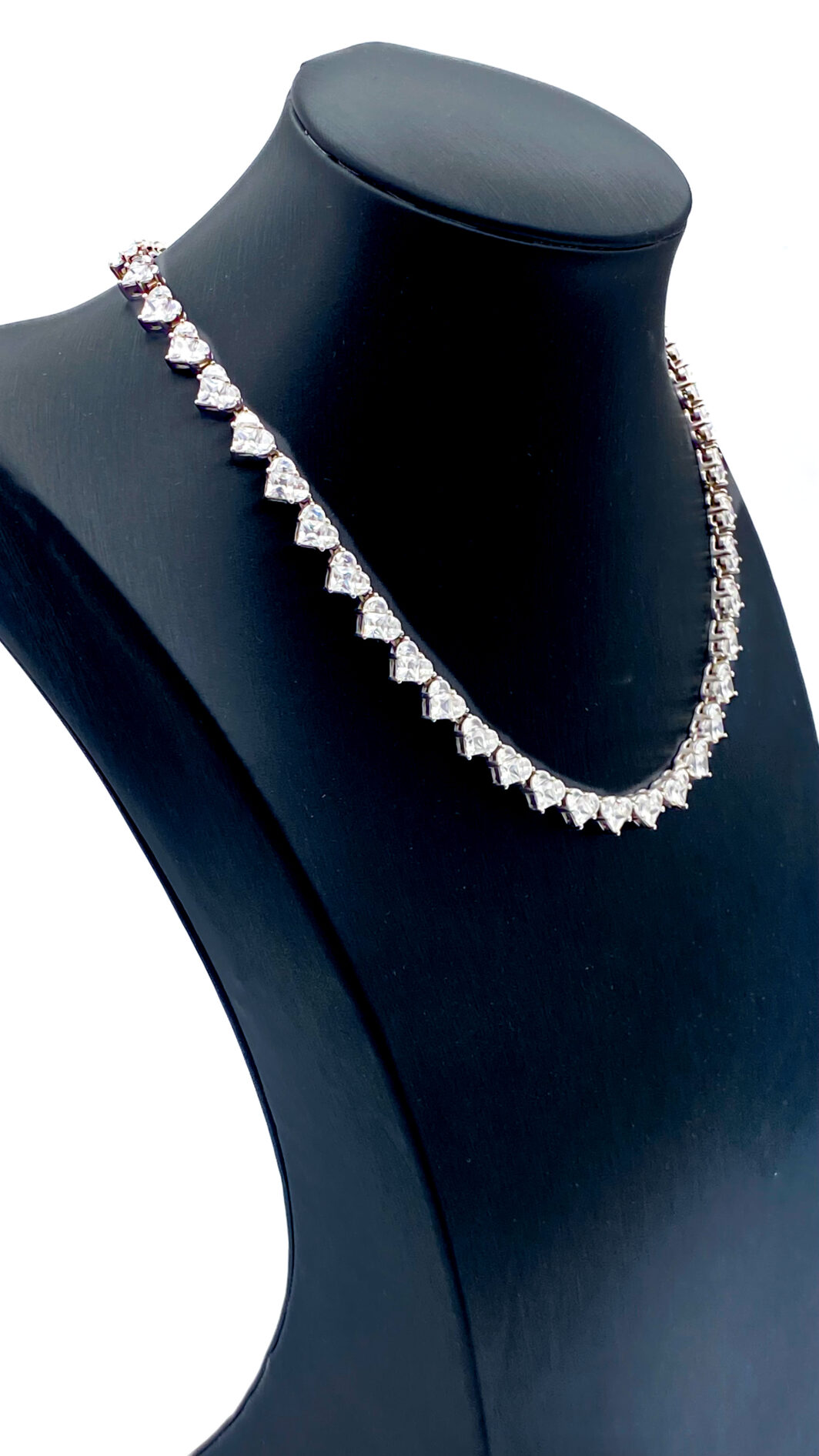 COLLIER VINTAGE ANNI ’80 IN ARGENTO 925 CON ZIRCONI CUORE – UN’ELEGANZA ILLUMINOSA COME UN RIFLETTORE SU UNA VERA REGINA DI CUORI! - immagine 2