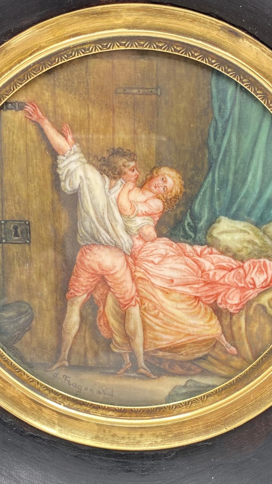MAGNIFICA MINIATURA SU AVORIO INTITOLATA “LE VERROU (il chiavistello)”, FIRMATA “FRAGONARD D’APRES”, CON CORNICE COEVA IN LEGNO EBANIZZATO E FINITURE IN BRONZO DORATO. FRANCIA XIX sec. - immagine 13