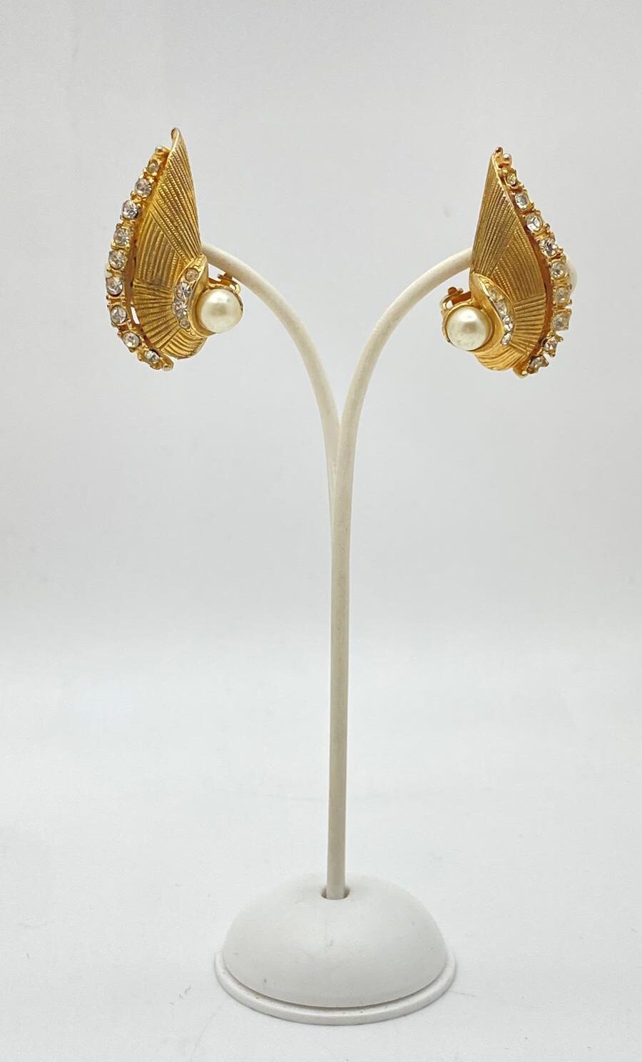 ORECCHINI VINTAGE GOLD TONE A FORMA ALARE CON CRISTALLI DIAMOND-LIKE